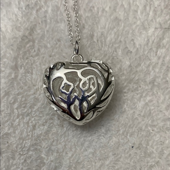 Silver Heart Pendant Necklace 925 - Picture 4 of 7